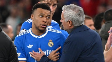 Kylian Mbappé et José Mourinho pendant un match Benfica-Real Madrid, le 18 février 2026