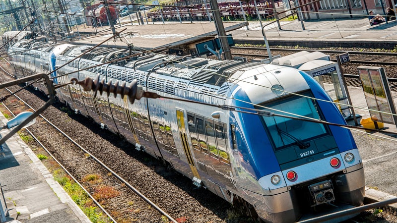 "Indispensable au vu du changement climatique": un centre de maintenance de trains TER va voir le jour en Occitanie