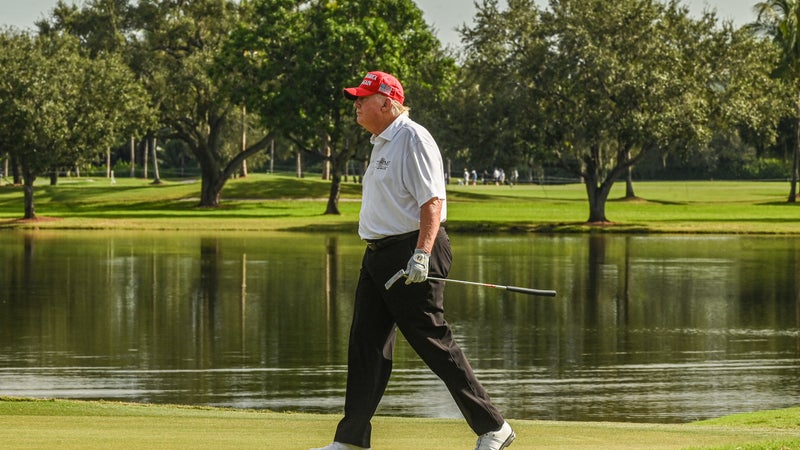 Une juge suspend jusqu'à nouvel ordre le projet de rénovation du parcours de golf de Donald Trump à Washington