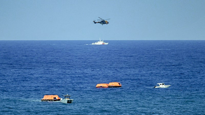 Naufrage d'un ferry au large de Chypre: le capitaine du navire placé en garde à vue