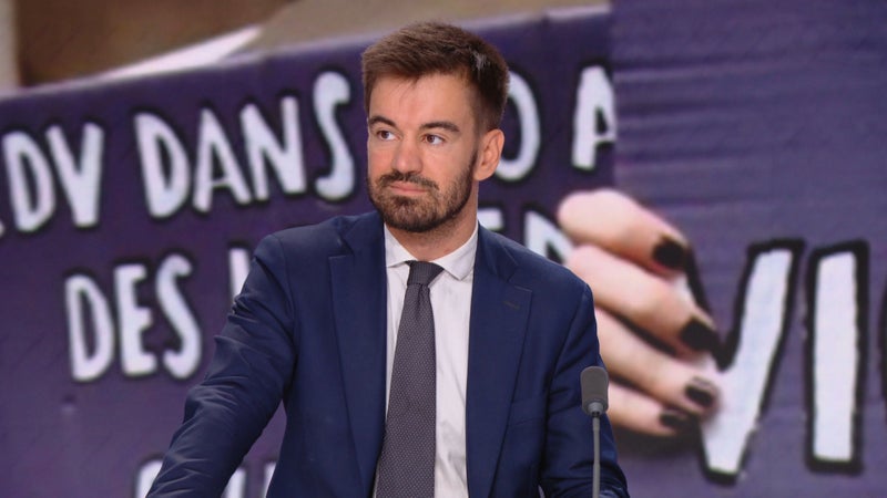 Patrick Bruel: le maire de Chartres se "félicite" de l'annulation de la tournée du chanteur