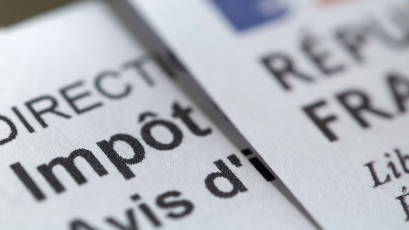 Ce courrier de la DGFiP vous "met en demeure" de déclarer vos cryptomonnaies: attention, c'est une arnaque, et son QR Code aidera à dérober vos identifiant et mot de passe