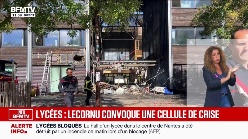 Colère lycéenne: les images du lycée Nelson Mandela incendié à Nantes