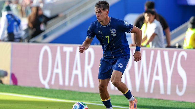 Mercato: le latéral bosnien Amar Dedic s'engage avec Newcastle