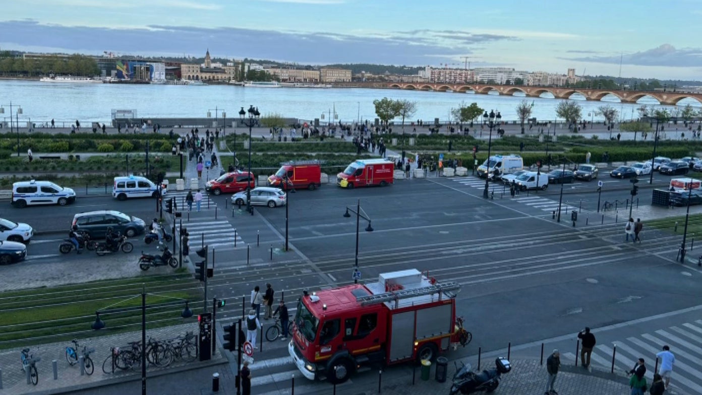 Un Gambien en situation irrégulière décoré par la Ville de Bordeaux pour avoir sauvé une femme de la noyade