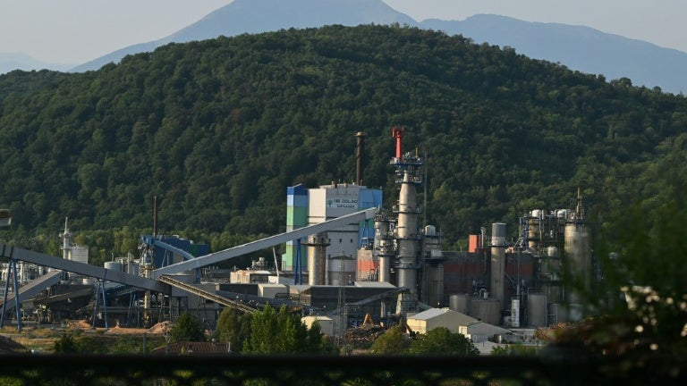 L'État, via Bfpifrance, accorde un prêt de 2 millions d'euros à l'usine Fibre Excellence de Saint-Gaudens, dernier fabricant de pâte à papier en France actuellement en redressement judiciaire
