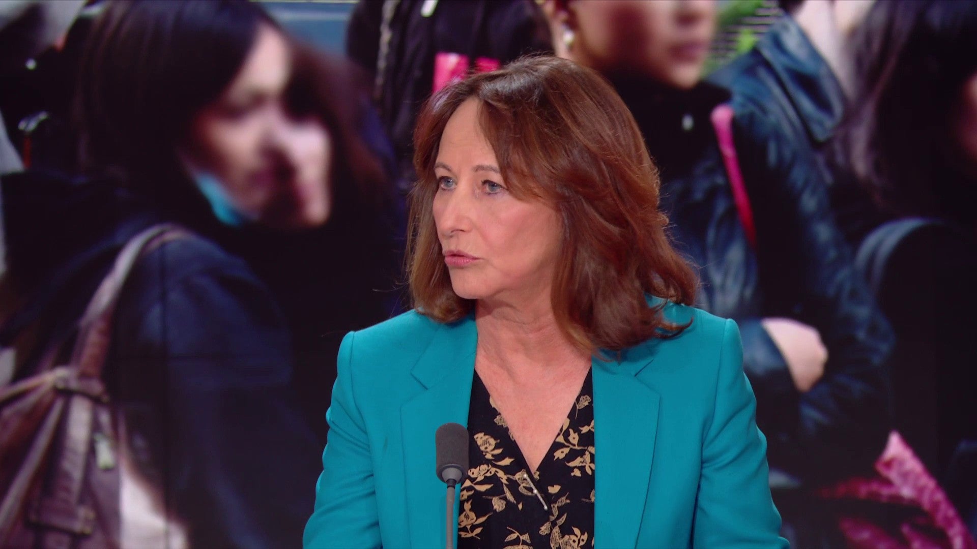 "On est dans un début de barbarie": face à la réponse policière au mouvement lycéen, Ségolène Royal estime...