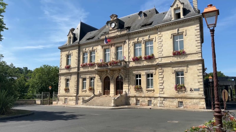 "On s'est rendu compte d’un problème financier": comment ce nouveau maire LFI gère sa ville entre promesses et réalité?
