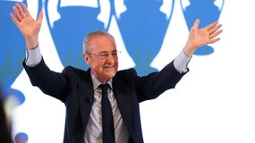 Florentino Perez célèbre sa réélection comme président du Real Madrid, le 7 juin 2026