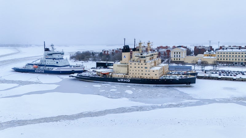 "Ce n'est pas seulement une question qui concerne la Finlande, la Norvège ou la Suède": l'UE veut plus de brise-glaces pour mieux exploiter les routes maritimes de l'Arctique