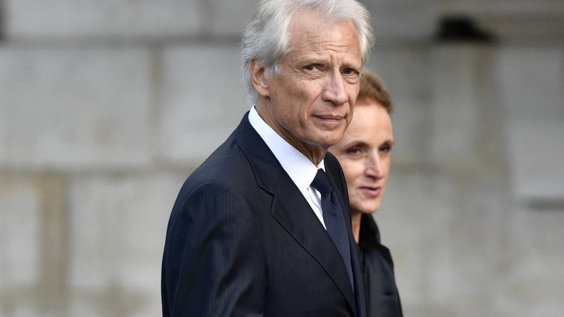 Plus aucune niches fiscales et sociales, mise en place de 9 grands impôts... Dominique de Villepin présente son "big bang" fiscal pour sortir d'un système "féodal"