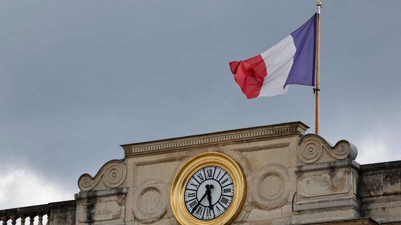 Le plus mauvais résultat depuis 2012 hors Covid: comme l'Insee, la Banque de France ne prévoit plus qu'une croissance de 0,4% en 2026 mais refuse d'alimenter la "sinistrose" en parlant de "décrochage"