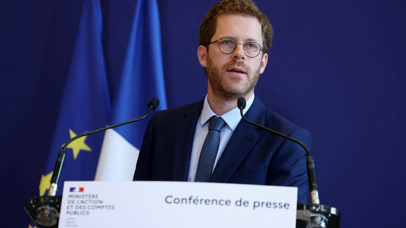 Face à la dégradation des services publics, le ministre du Budget assure que "nous ne sommes pas condamnés à choisir entre la faillite et la tronçonneuse"