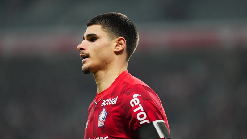 Lille: "Il ne s’entraîne pas avec le groupe jusqu’à la fin du mercato", Davide Ancelotti écarte Fernandez-Pardo avant le match contre le PSG