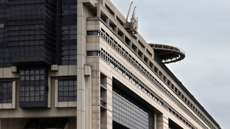 Les dépenses de l'État dans le domaine ont doublé depuis 2019: Bercy demande aux ministères de réduire les factures des prestataires numériques