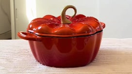 Pourquoi cette cocotte en forme de citrouille à moins de 30 euros affole les réseaux sociaux