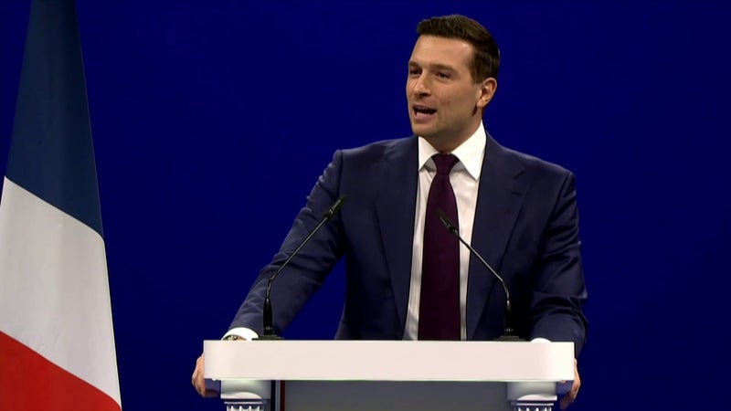 DIRECT. "Ils pensaient vous intimider": Jordan Bardella salue la venue des militants RN au congrès d'Orléans en dépit de la contre mobilisation de samedi