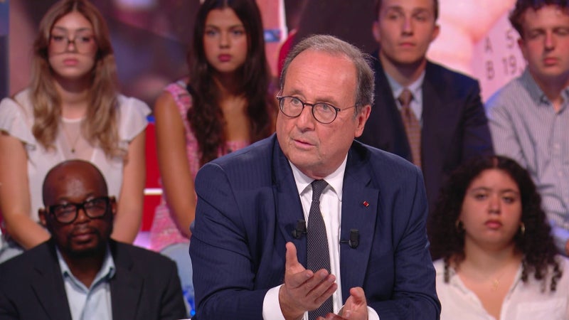 "Je pense que ça a été une erreur": François Hollande regrette d'avoir mis fin à la défiscalisation des heures supplémentaires