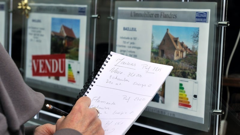 Il n'est pas possible d'emprunter au-delà de 35% de ses revenus en France: la Fédération bancaire française appelle à alléger la réglementation sur les crédits immobiliers