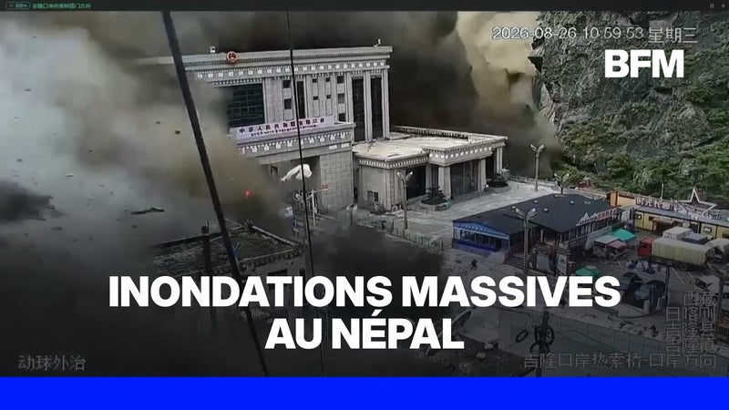 Inondations massives au Népal: au moins 19 morts, les autorités sans nouvelles de 384 touristes