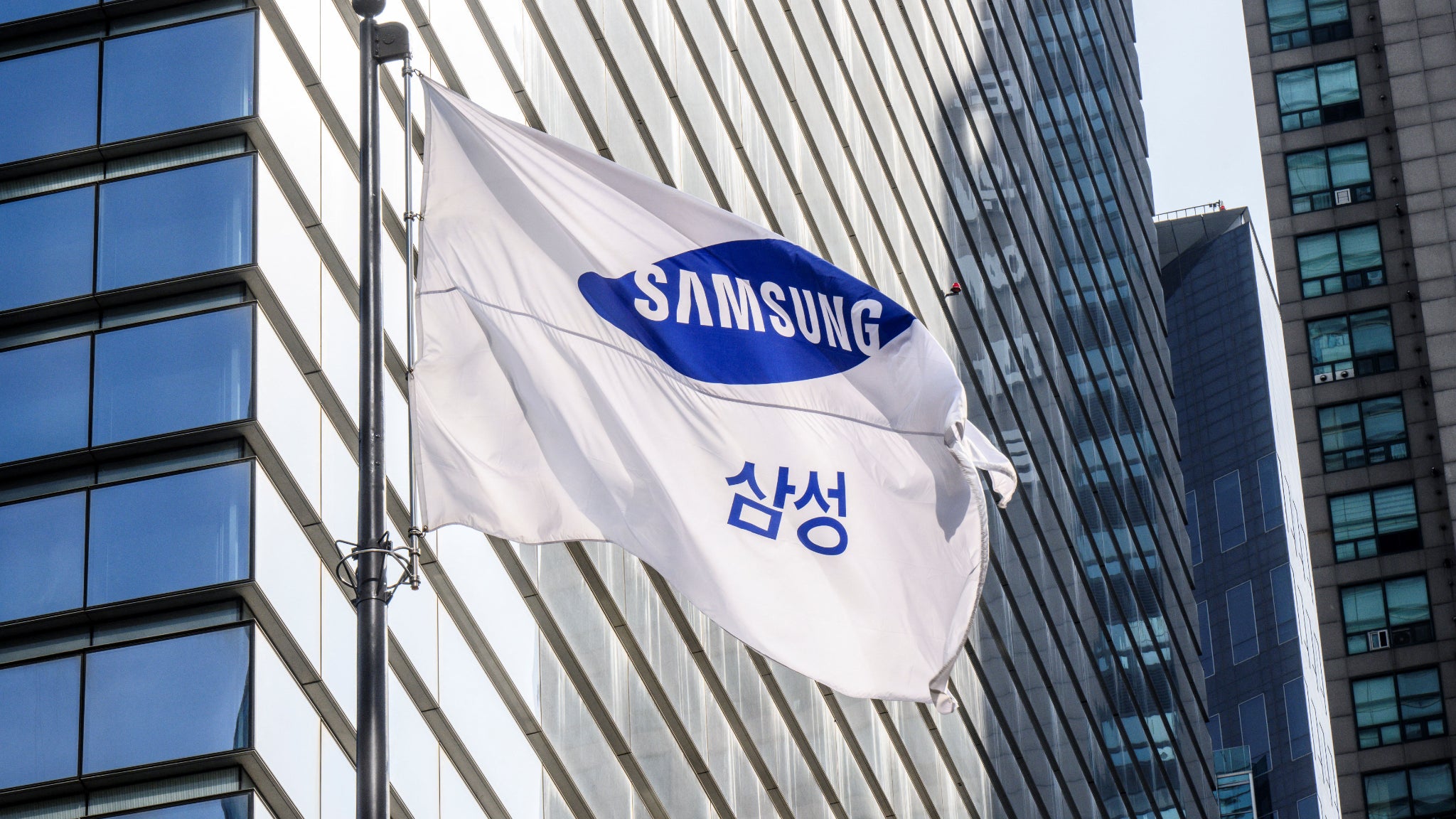 Photo : BFM Samsung prévoit un bénéfice d'exploitation record pour le troisième trimestre