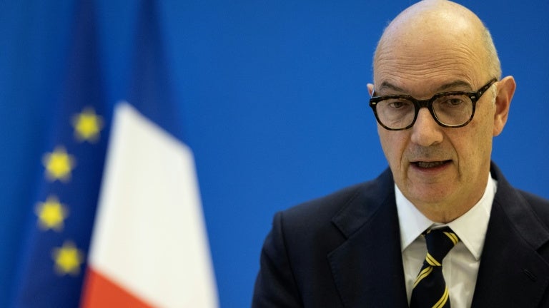Roland Lescure assure que "tous les outils sont à disposition" du gouvernement pour l'adoption du Budget 2027