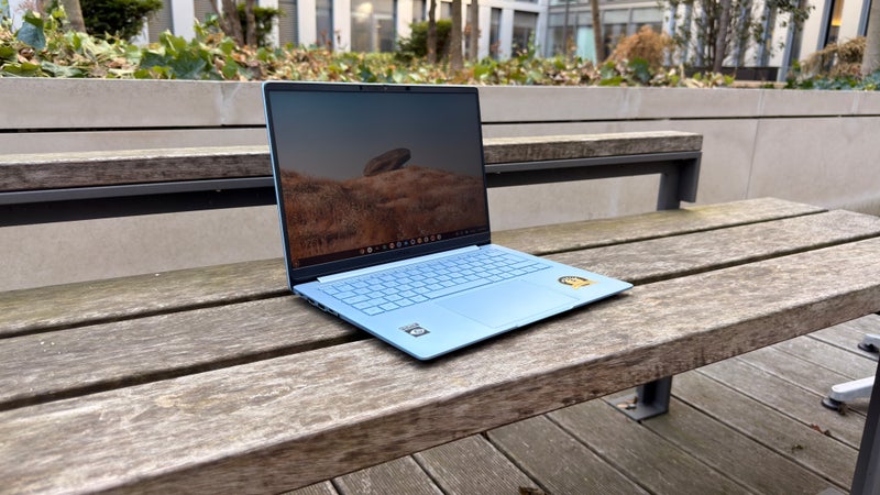 On a testé le Chromebook d’Asus offert aux élèves de Seconde en Île-de-France, verrouillé mais très autonome, que vaut-il?