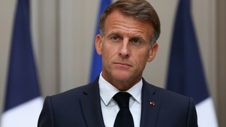 Le président Emmanuel Macron donne une conférence de presse au palais de l'Elysée, à Paris, le 18 septembre 2026