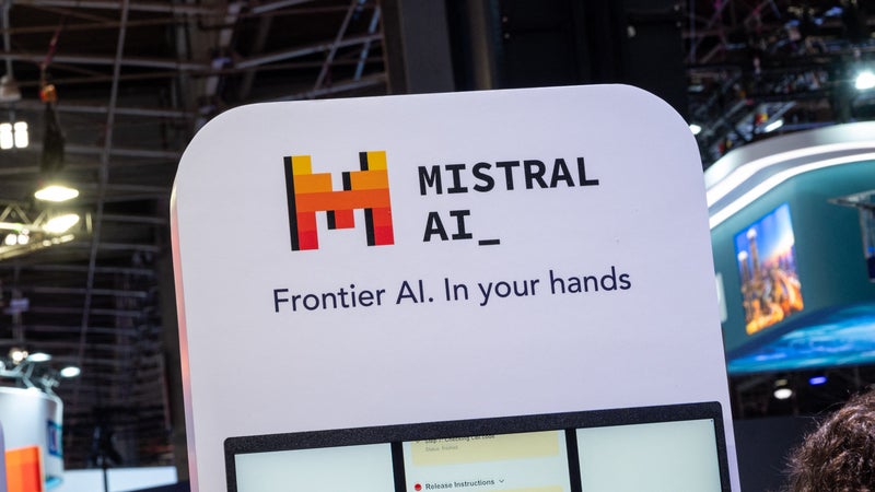 Mistral lance Le Chonk, son nouveau modèle géant et pourrait avoir "trouvé la bonne méthode pour dicter le rythme de la frontière de l'Open Source"