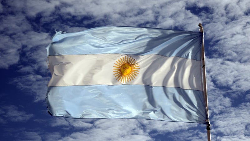 Pour "renforcer sa position budgétaire et financière", l'Argentine va offrir la citoyenneté aux étrangers qui y investissent au moins 310.000 euros