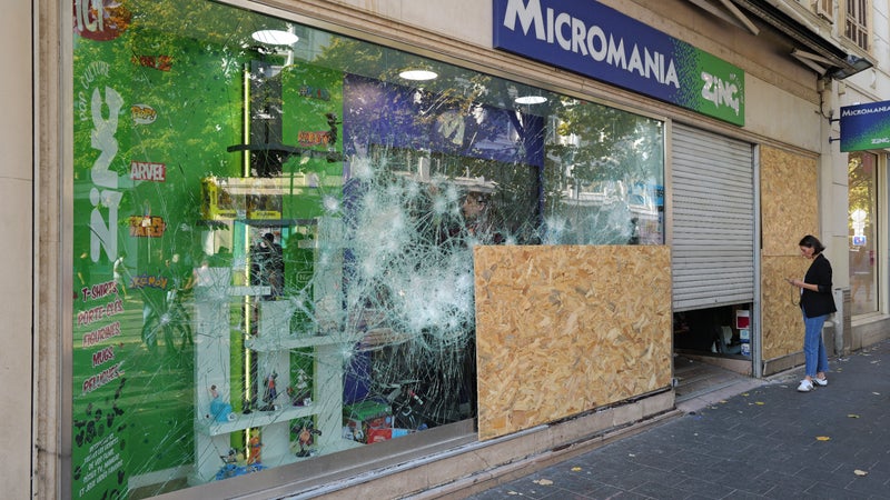 Manifestations du 17 octobre: les fausses cagnottes pour aider les commerçants se multiplient