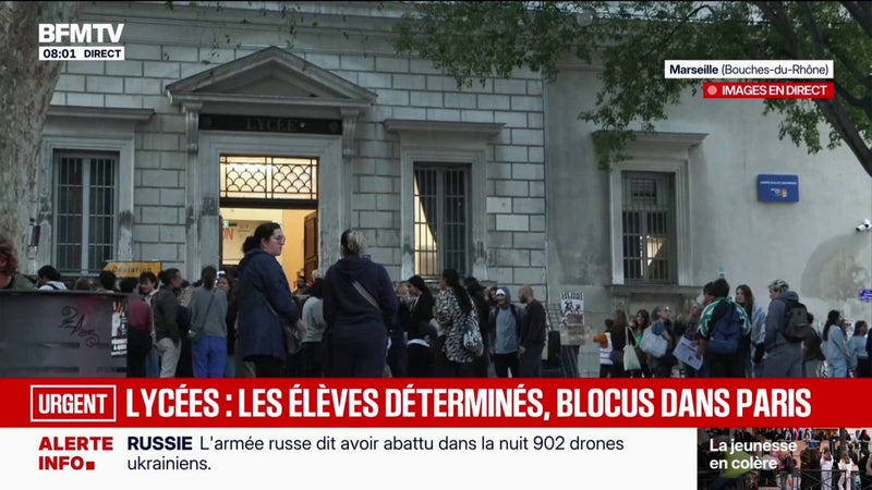 "Pour l'instant, tout a toujours été calme et sans violence": un blocus est en cours devant un lycée à Marseille dans le cadre du mouvement lycéen