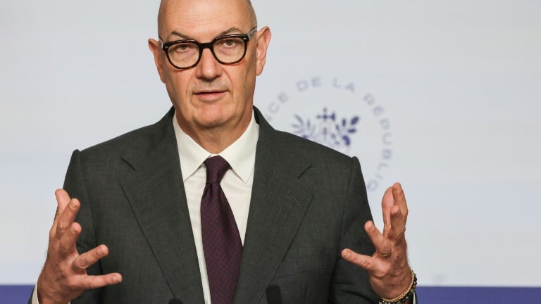 Jusqu'à 50.000 euros: Roland Lescure annonce que les commerçants sinistrés après le 17 octobre auront accès dès vendredi à un prêt à taux zéro pour leur trésorerie