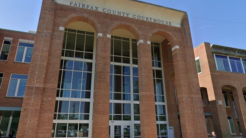 À l'issue de son procès à Fairfax, une femme a été condamnée à 78 ans de prison pour le meurtre de ses deux filles, le 22 septembre 2023.