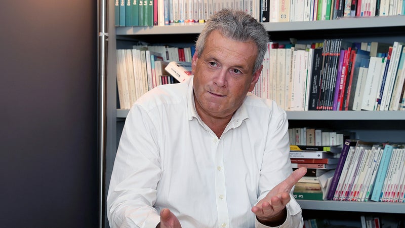 Le gouvernement met un milliard d'euros sur la table pour aider les agriculteurs: cet économiste plaide pour un "impôt sècheresse" comme en 1976 qui rapporterait deux fois plus