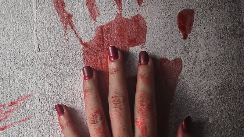 Les cinq premiers épisodes de "sexe, meurtre et mensonges" sont disponibles sur la plateforme RMC BFM PLAY