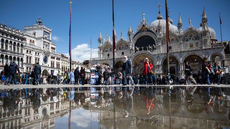 Jusqu'à 30 euros pour entrer à Venise au lieu de 5 ou 10 aujourd'hui: la ville n'arrive toujours pas à endiguer le surtourisme, elle veut faire payer beaucoup plus cher