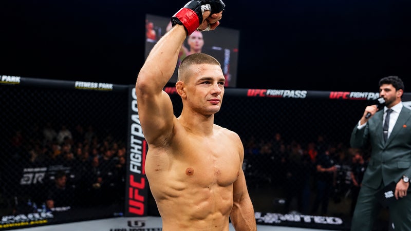 100% de finishs et un bourbier en guise d'entrée: Noah Gugnon, le rookie français qui aimerait marcher dans les pas de BSD à l'UFC