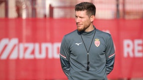 L'entraîneur belge Sébastien Pocognoli lors d'une séance d'entraînement de l'AS Monaco, 14 octobre 2025