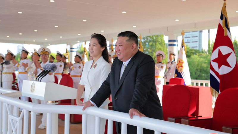 Le renseignement sud-coréen affirme que la fille du dirigeant nord-coréen Kim Jong Un aurait un frère ou une soeur plus jeune