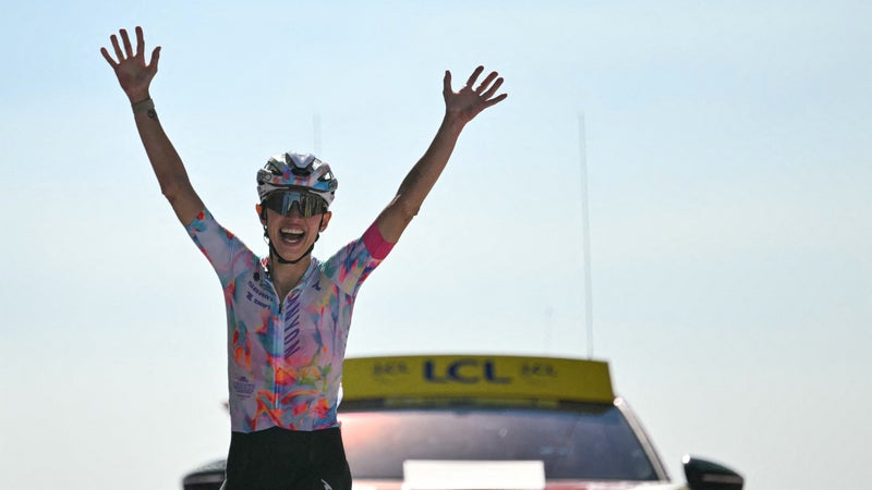 Katarzyna Niewiadoma Phinney vainqueure de la 7e etape du Tour de France femmes le 7 aout 2026 2329992