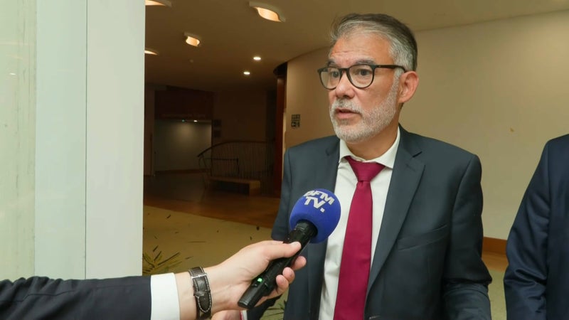 "Qu'il s'occupe de Place publique": Olivier Faure répond à Raphaël Glucksmann sur l'organisation de la primaire socialiste