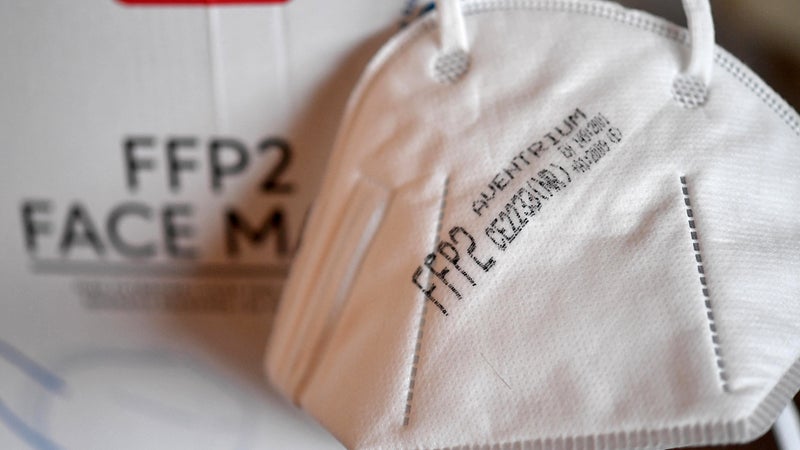 Incendies: premières distributions de masques FFP2 dans les pharmacies de Gironde