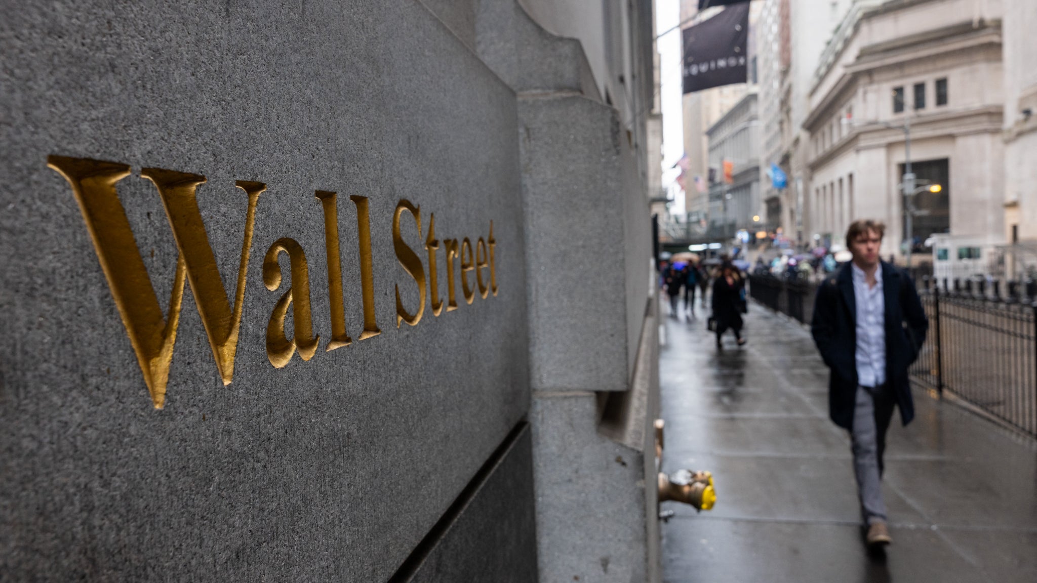 New AI supervisor role sees 1,700% demand surge on Wall Street, earning €13,000 monthly