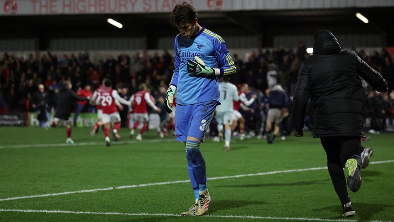 League Cup: Arsenal éliminé par un club de D4 pour la grande première d'Illan Meslier dans les buts