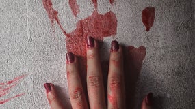 Les cinq premiers épisodes de "sexe, meurtre et mensonges" sont disponibles sur la plateforme RMC BFM PLAY