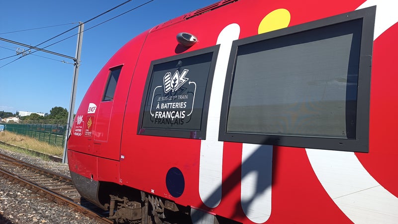 Un train sur quatre de la SNCF roule encore au diesel: six ans après les premières annonces, les premiers trains régionaux à batteries commencent à circuler