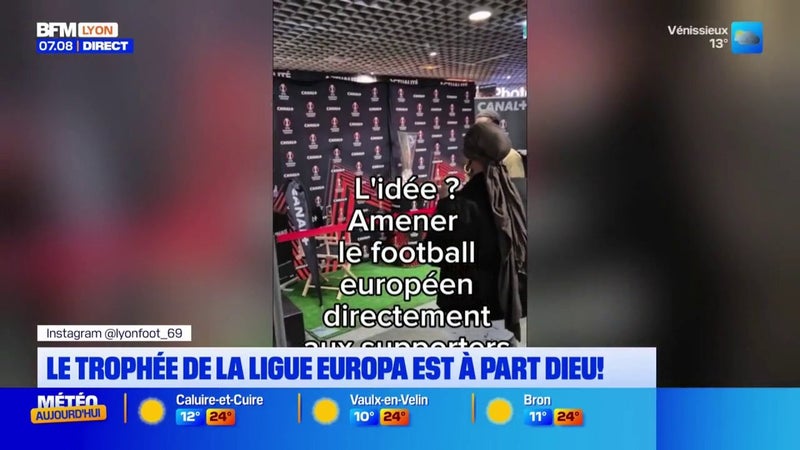 Le trophée de la Ligue Europa à la Part-Dieu