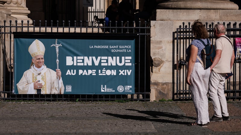 "Offre augmentée de 10%", stations de métro fermées... Comment s'adaptent les transports parisiens à la visite du pape