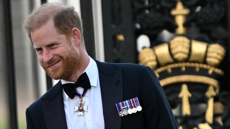 "C'est merveilleux d'être de retour!": première sortie publique pour le prince Harry depuis son retour au Royaume-Uni